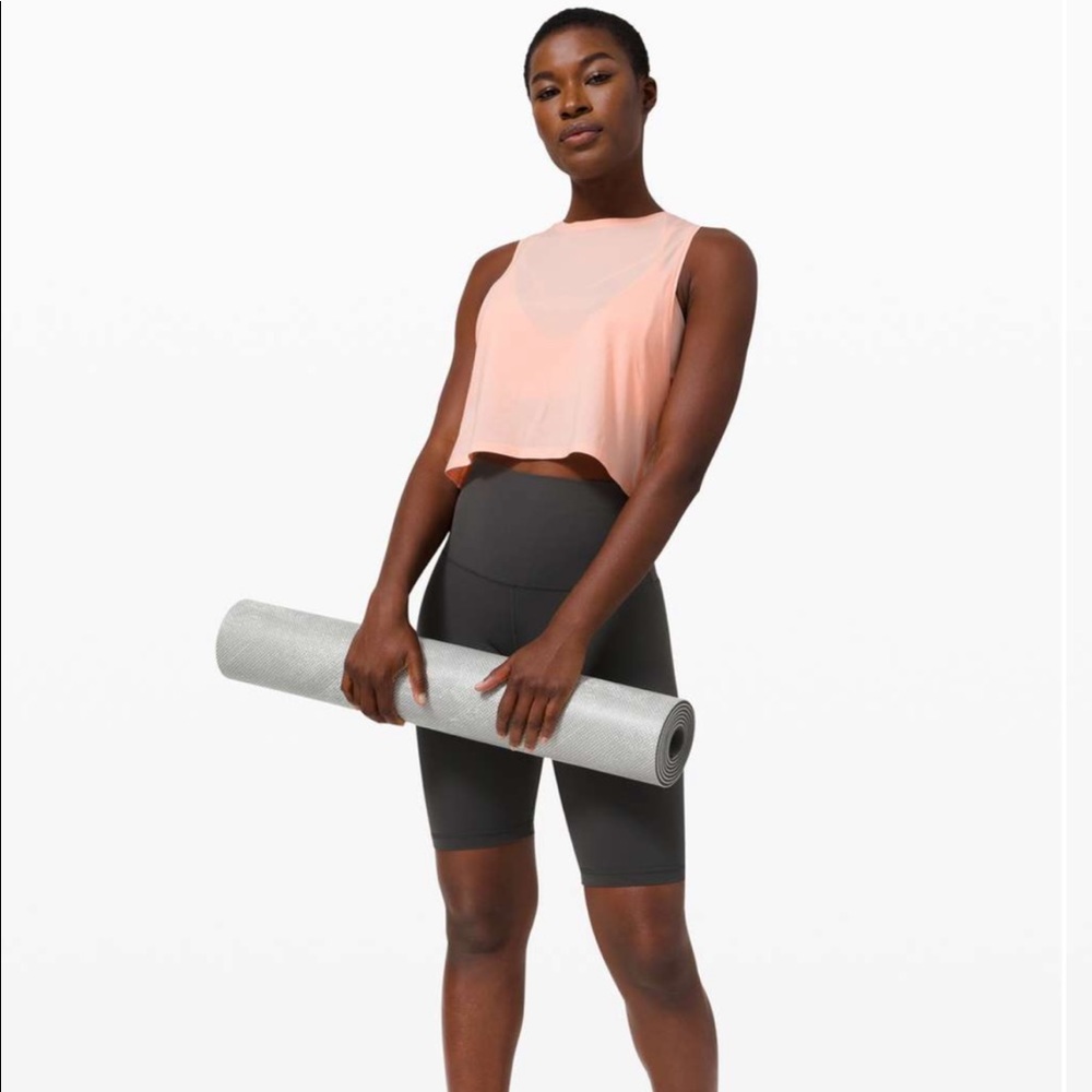 Lululemon Cut Back Crop Tank in Ballet Slipper